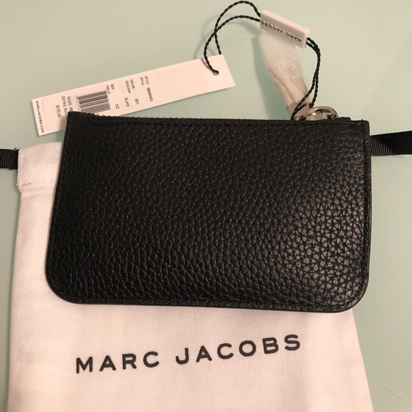 Marc Jacobs Gotham City Pebbled Leather Key Pouch - Picture 7 of 8
